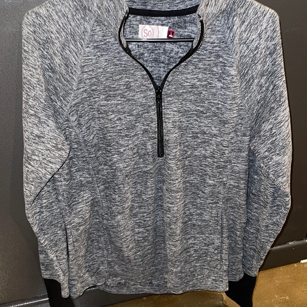 Gray Quarter Zip Jacket. Size Lg